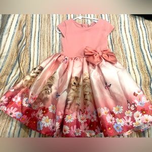 H&M flared skirt dress. Blush colored with kittens and flowers. 5T/6.